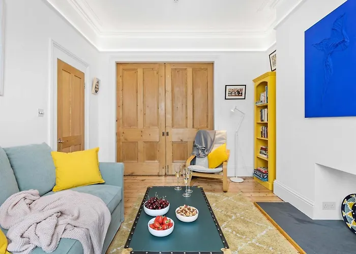 Hoe Park House, Historic Gem, Parking, Pet Friendly, Close To Stunning Coastline & Eateries