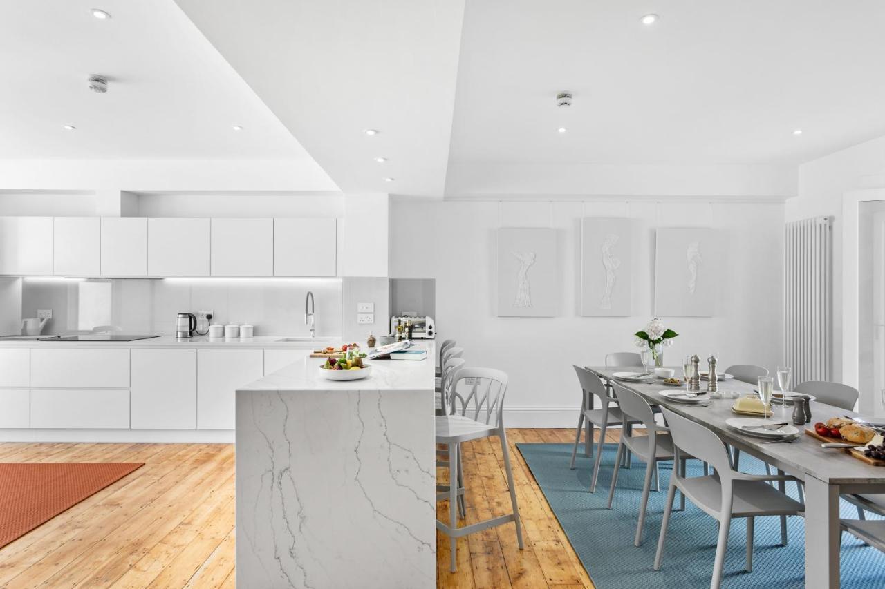 Park House, Historic Gem, Parking, Pet Friendly, Close To Stunning Coastline & Eateries