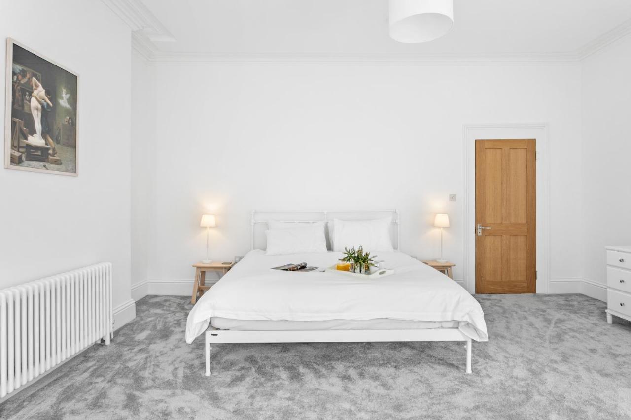 Park House, Historic Gem, Parking, Pet Friendly, Close To Stunning Coastline & Eateries