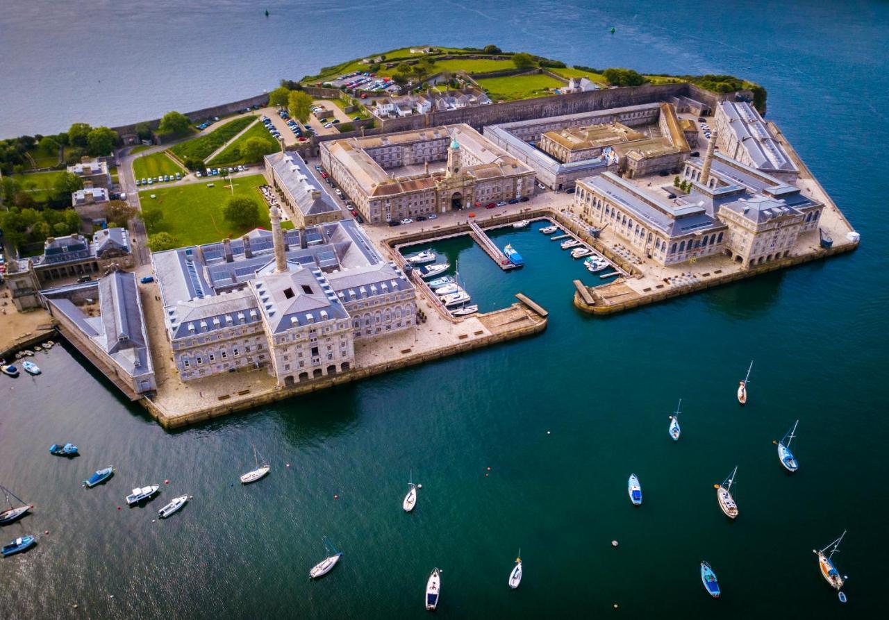 Park House, Historic Gem, Parking, Pet Friendly, Close To Stunning Coastline & Eateries * Plymouth