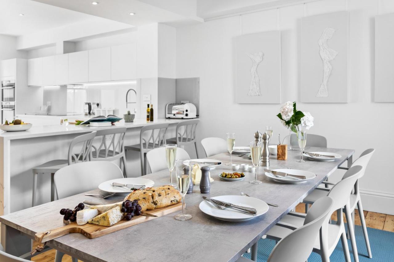 Park House, Historic Gem, Parking, Pet Friendly, Close To Stunning Coastline & Eateries
