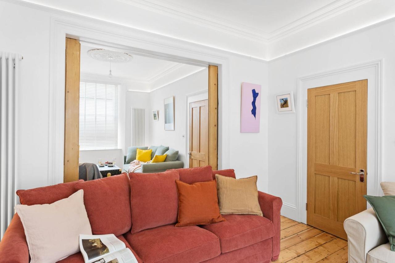 Casa vacanze Park House, Historic Gem, Parking, Pet Friendly, Close To Stunning Coastline & Eateries