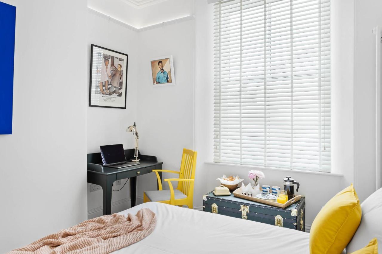 Park House, Historic Gem, Parking, Pet Friendly, Close To Stunning Coastline & Eateries *